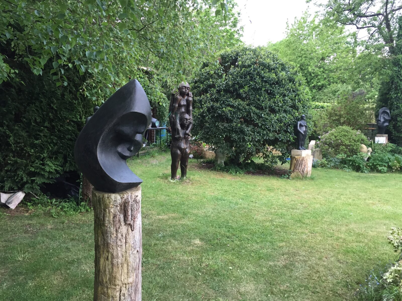 Mother and Child Hands on Hips Triple Head Open Studio contemporary sculpture garden in the open studio OAW 2016 near Oxford