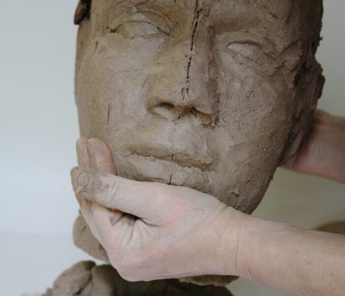 0010_EXTENDING THE NECK lifting head onto ring of clay