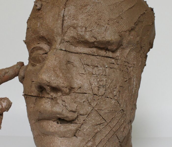 0098_31 CHEEKBONES add clay to right
