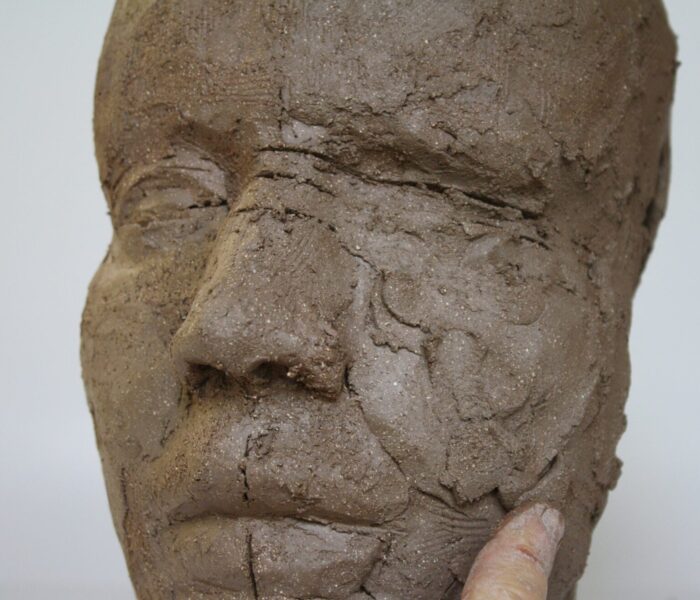0116_35g) building up CHEEK finger